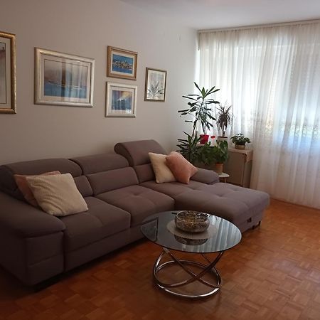Leona Apartment-Perfect For Four Split Exterior foto