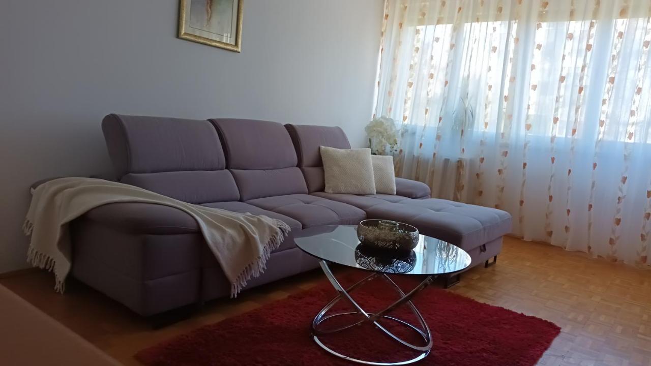 Leona Apartment-Perfect For Four Split Exterior foto